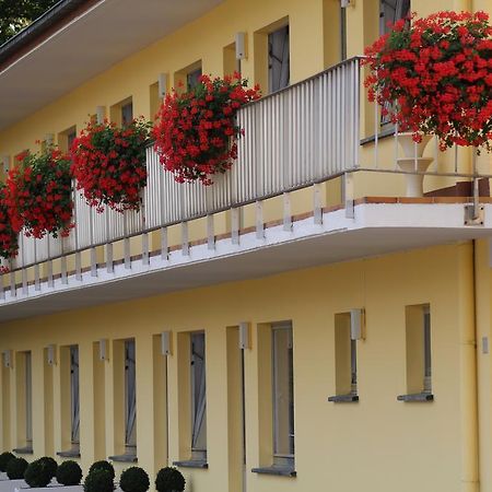 Hotel Drive In Motel Capellen Εξωτερικό φωτογραφία